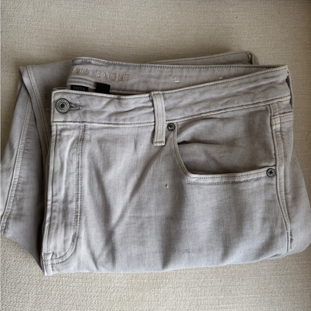 American Eagle Stretch Stove Pipe Jeans in Light Gray